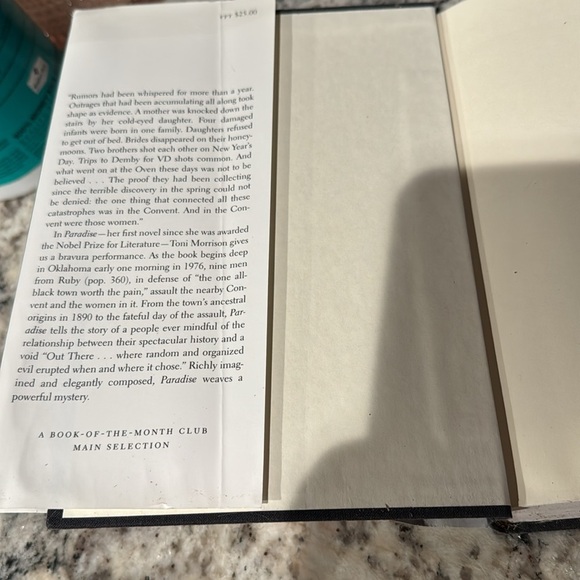 Paradise by Toni Morrison Hardcover Novel 1997 - Picture 2 of 3